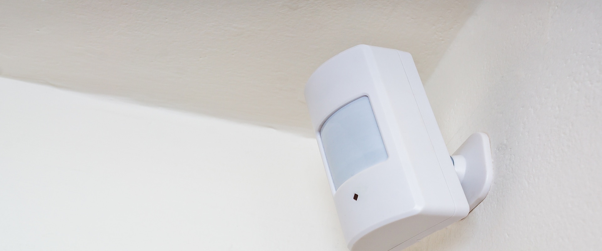 Real-Time Alerts for Motion Detection Around Your Property or Area
