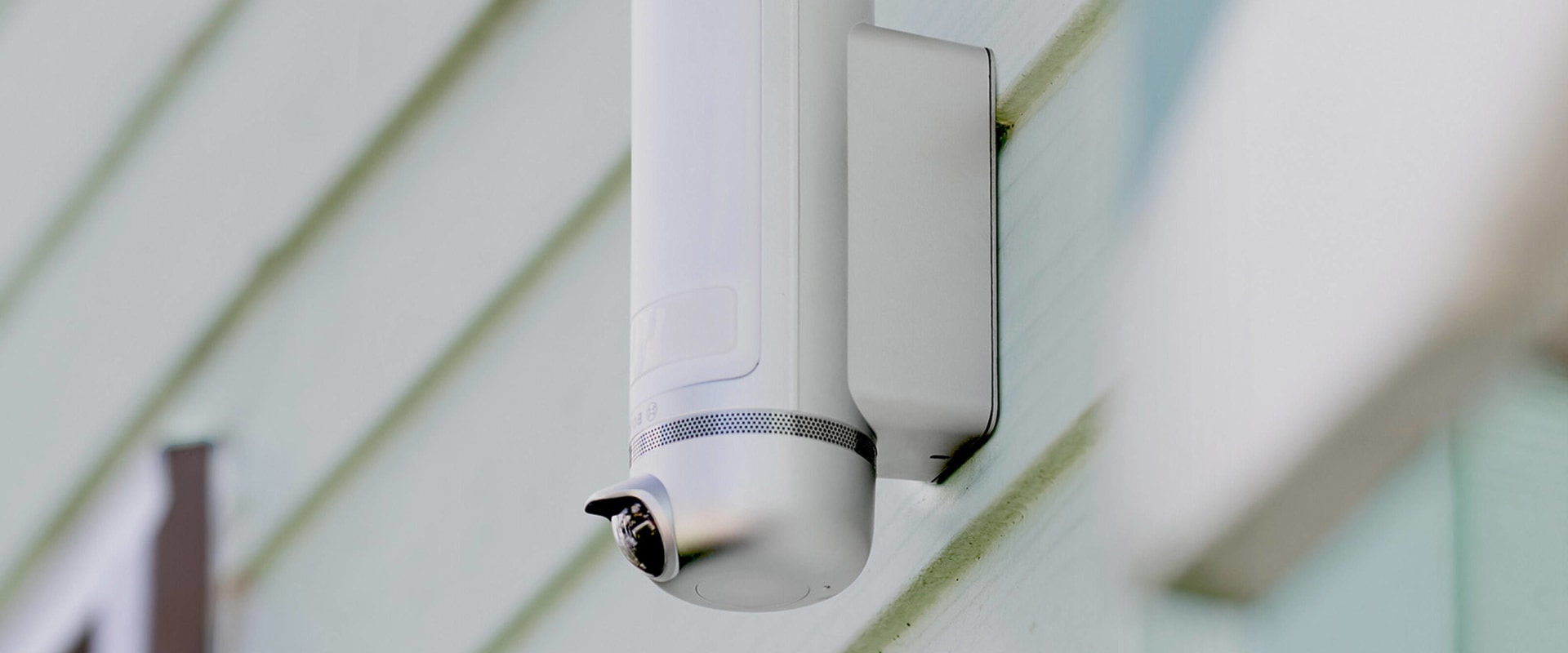 Exploring Outdoor Surveillance Cams